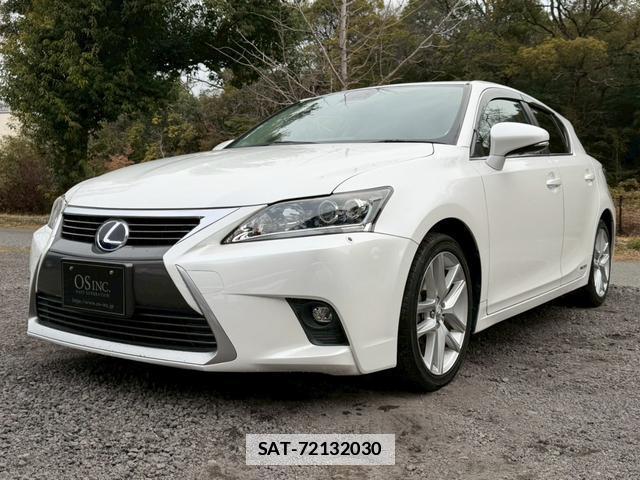Lexus CT 2015-06 7794367-8