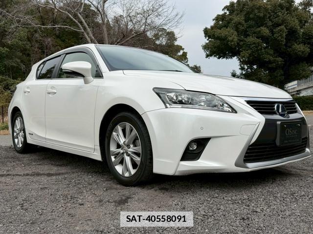 Lexus CT 2015-07 7794368-13