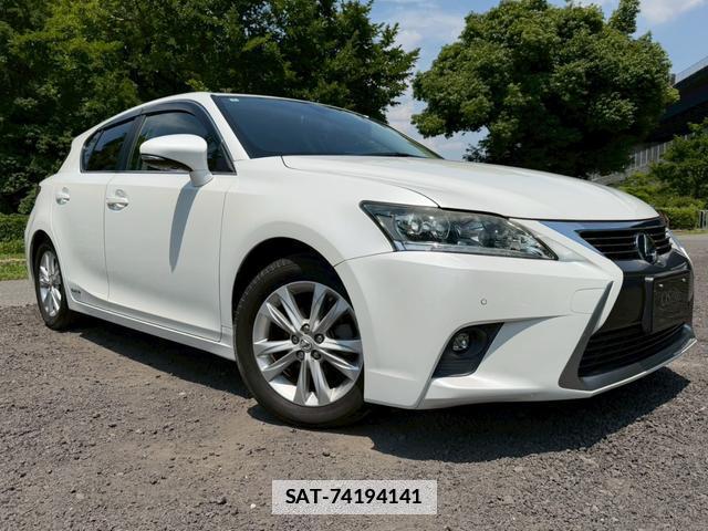 Lexus CT 2014-01 7794462-1