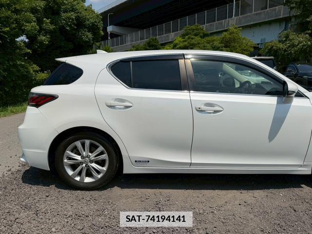 Lexus CT 2014-01 7794462-12