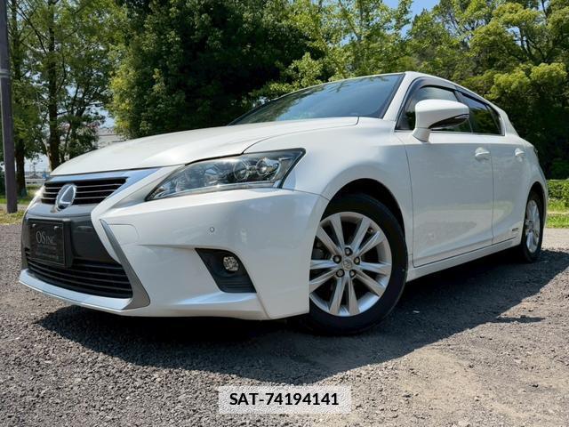 Lexus CT 2014-01 7794462-4