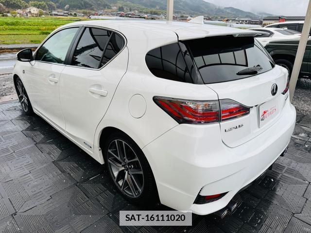 Lexus CT 2016-08 7796815-1