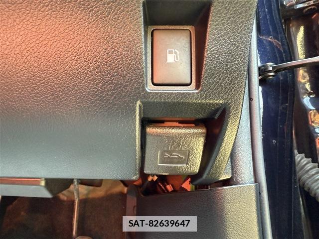 Lexus CT 2011-11 7797809-13