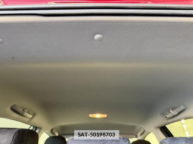 Lexus CT 2011-12 7798828-11