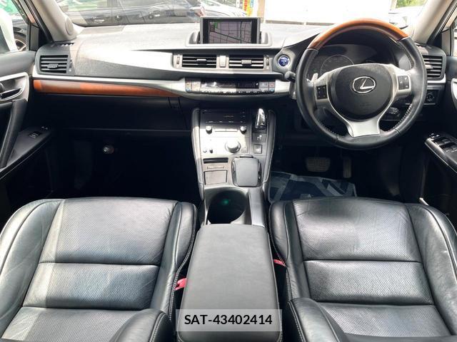 Lexus CT 2011-05 7799307-1