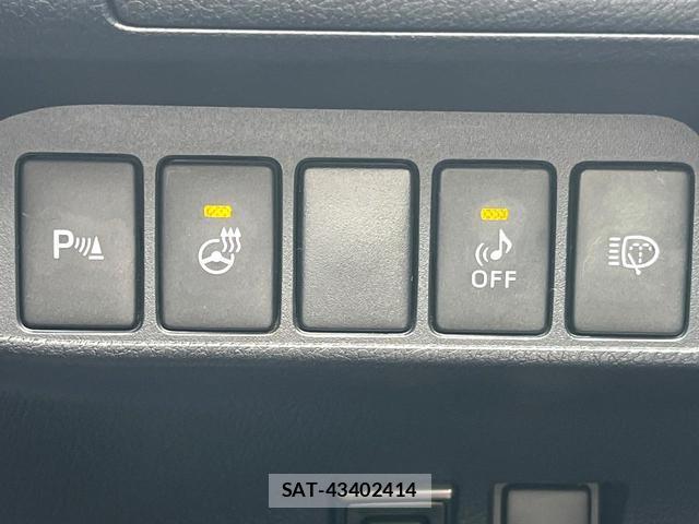 Lexus CT 2011-05 7799307-5