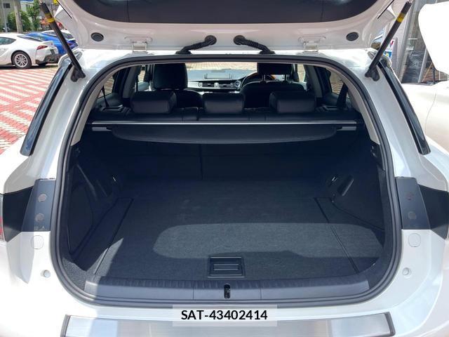 Lexus CT 2011-05 7799307-9