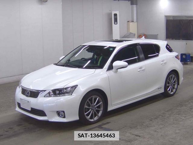 Lexus CT 2013-04 7801441-0