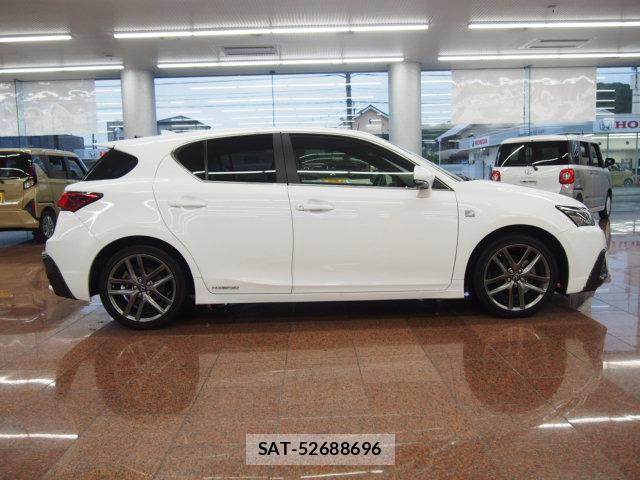 Lexus CT 2021-01 7805570-3