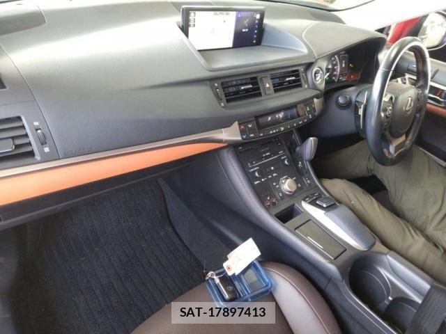 Lexus CT 2020-12 7805751-2