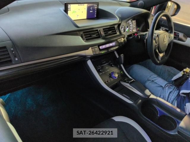 Lexus CT 2020-08 7805789-2