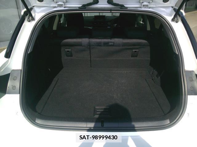 Lexus CT 2013-09 7806718-13