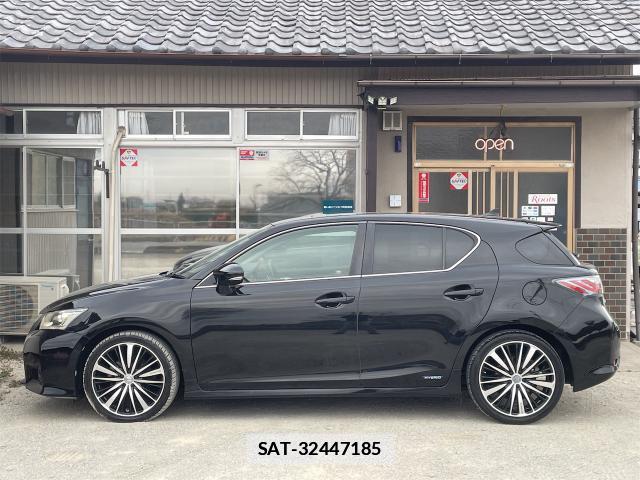 Lexus CT 2013-03 7807024-10