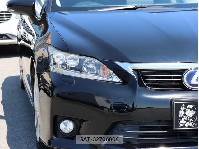 Lexus CT 2011-06 7808700-11