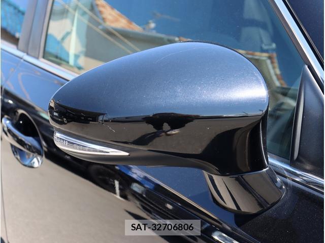 Lexus CT 2011-06 7808700-13
