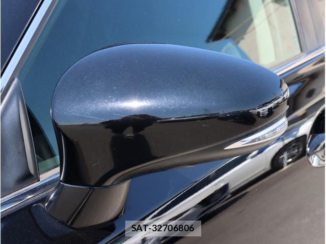 Lexus CT 2011-06 7808700-14