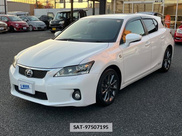 Lexus CT 2011-10 7809776-13