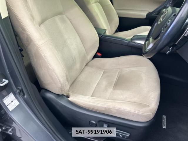 Lexus CT 2018-01 7811091-3