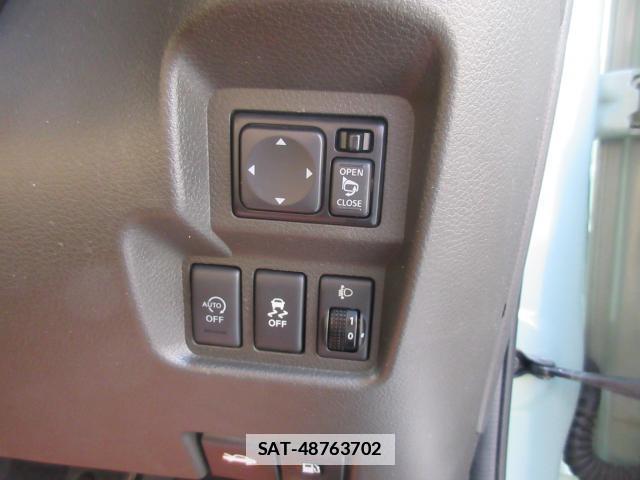 Nissan CUBE 2015-06 7793150-13