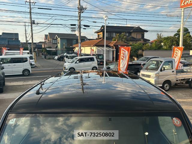 Nissan CUBE 2008-12 7797965-13