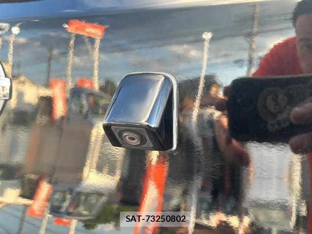 Nissan CUBE 2008-12 7797965-17