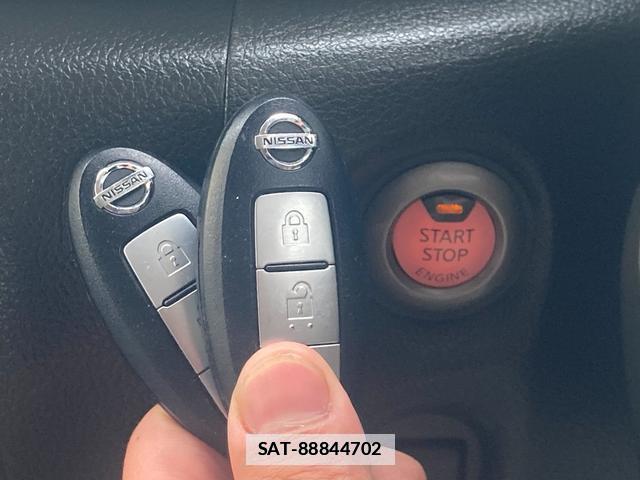 Nissan CUBE 2013-10 7804122-6