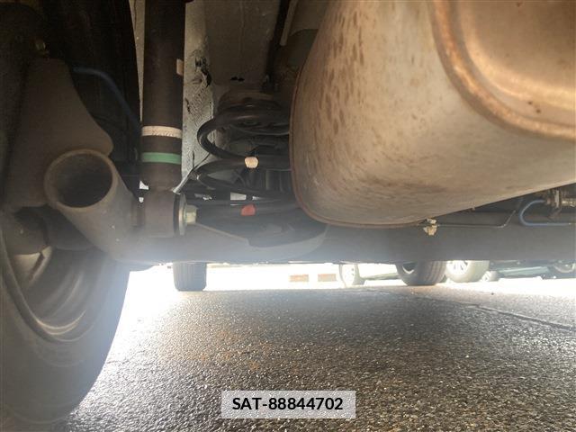 Nissan CUBE 2013-10 7804122-7