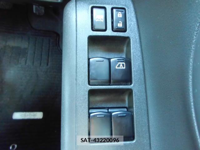 Nissan CUBE 2009-03 7804372-13