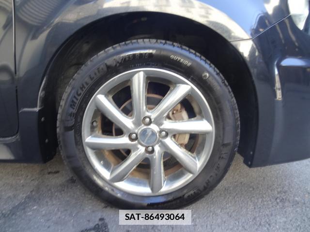 Nissan CUBE 2011-10 7805155-8