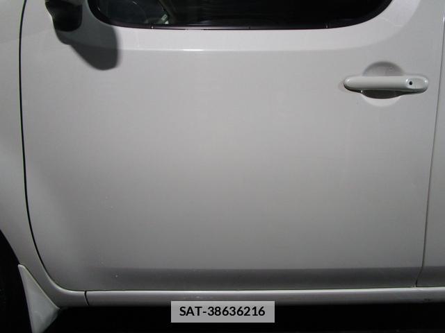 Nissan CUBE 2014-01 7806179-2