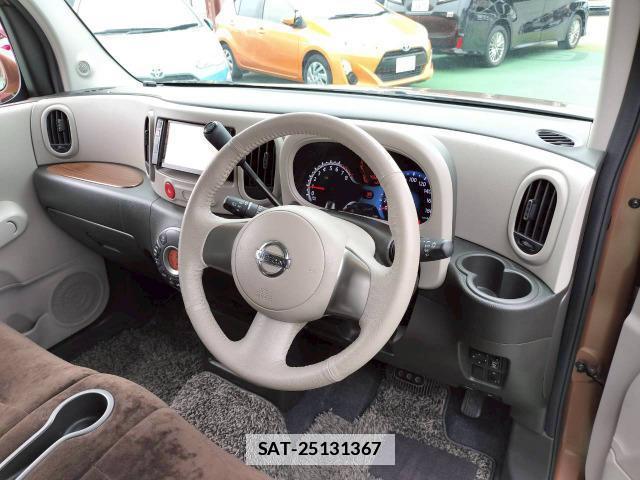 Nissan CUBE 2011-07 7809868-11