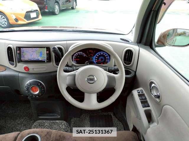 Nissan CUBE 2011-07 7809868-4