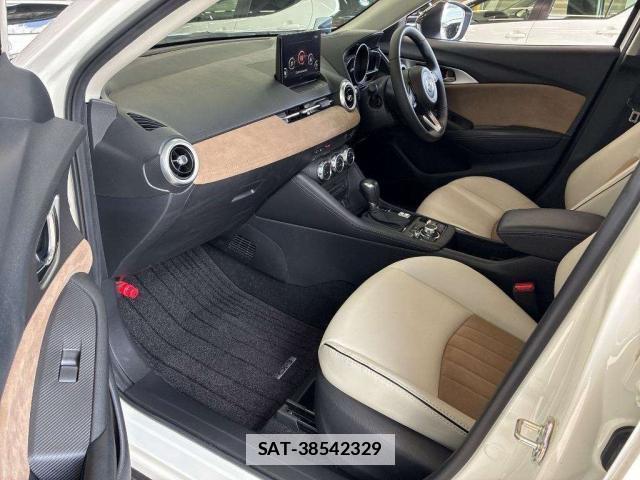 Mazda CX-3 2023-09 7794067-3
