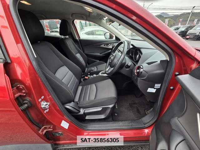 Mazda CX-3 2015-05 7795864-9
