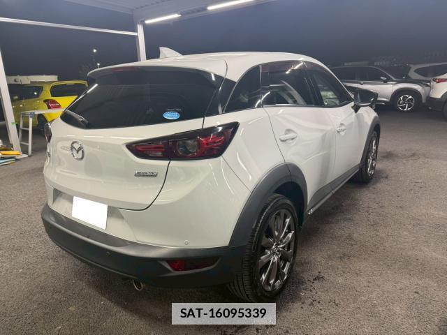 Mazda CX-3 2018-08 7802376-2
