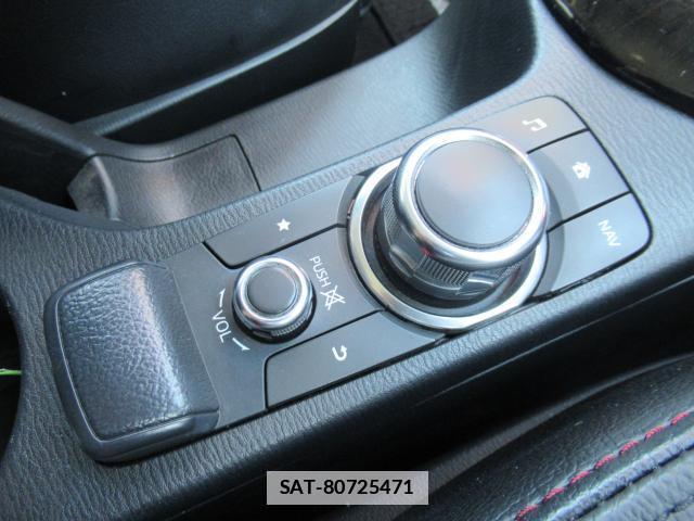 Mazda CX-3 2017-07 7802711-11