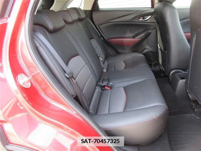 Mazda CX-3 2016-04 7804211-19
