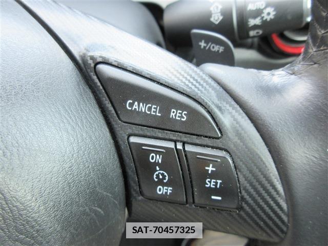 Mazda CX-3 2016-04 7804211-9