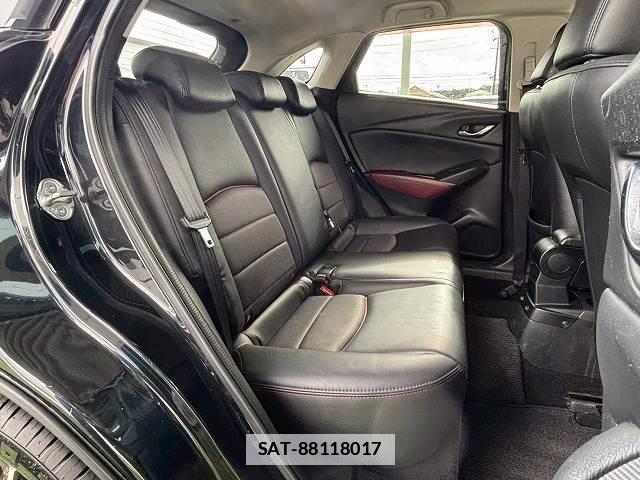 Mazda CX-3 2016-01 7805322-13