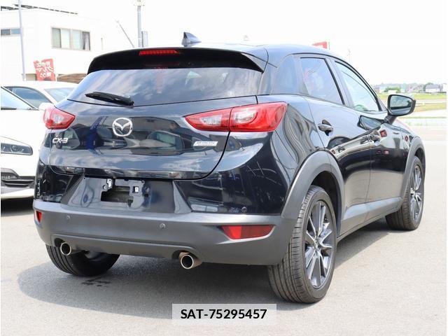 Mazda CX-3 2017-09 7808693-9