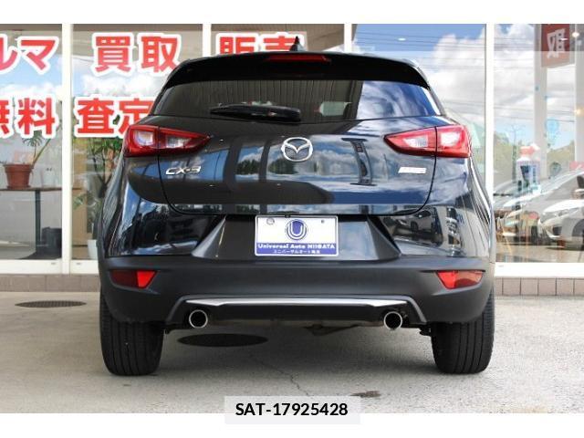 Mazda CX-3 2015-04 7810114-11