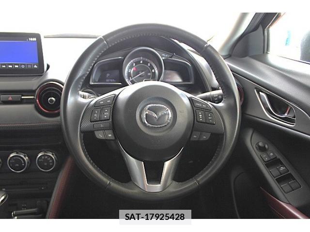 Mazda CX-3 2015-04 7810114-16