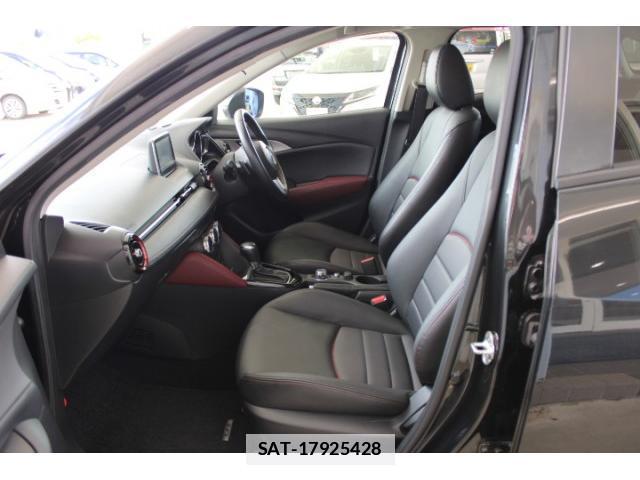 Mazda CX-3 2015-04 7810114-19