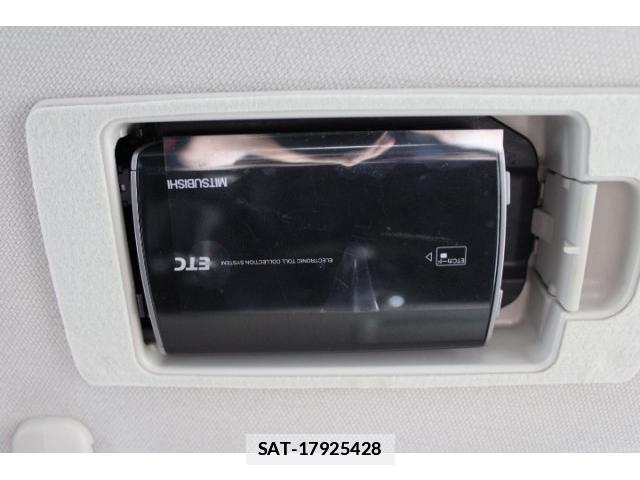 Mazda CX-3 2015-04 7810114-8