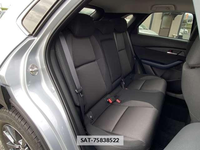 Mazda CX-30 2020-11 7796950-7