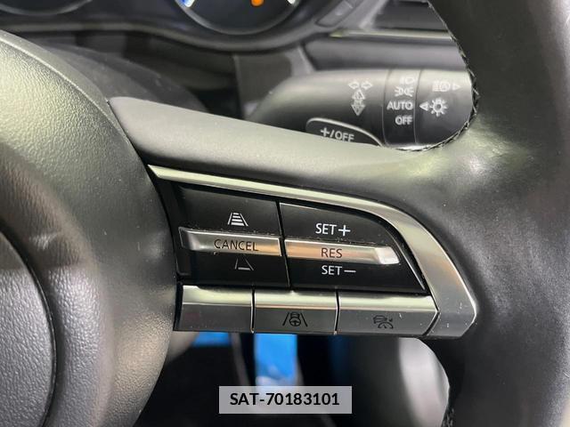 Mazda CX-30 2023-07 7798216-5