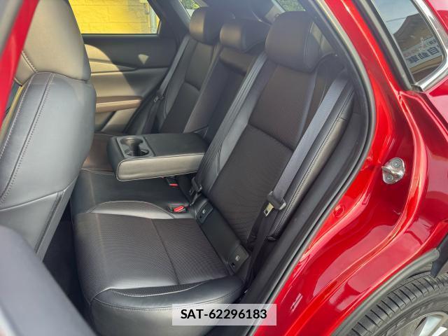 Mazda CX-30 2020-01 7798356-16