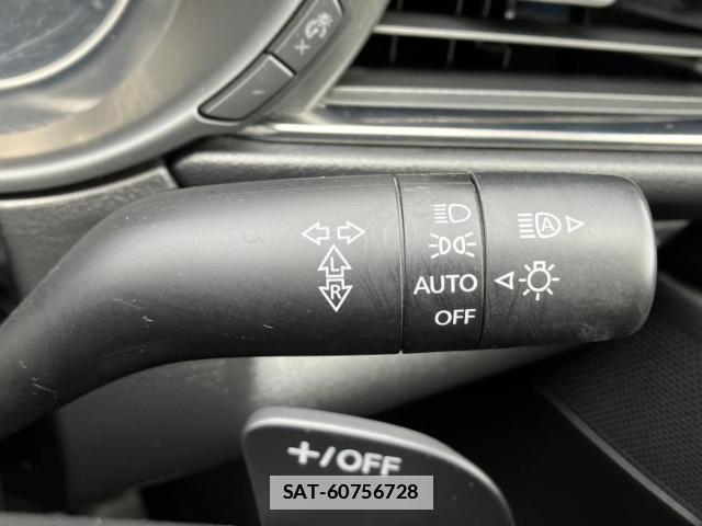 Mazda CX-30 2022-10 7800650-14