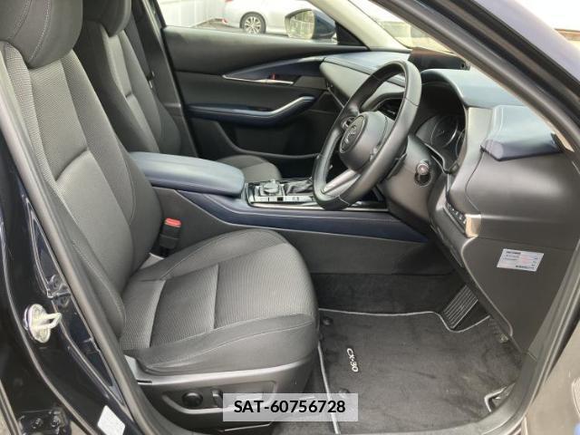 Mazda CX-30 2022-10 7800650-4