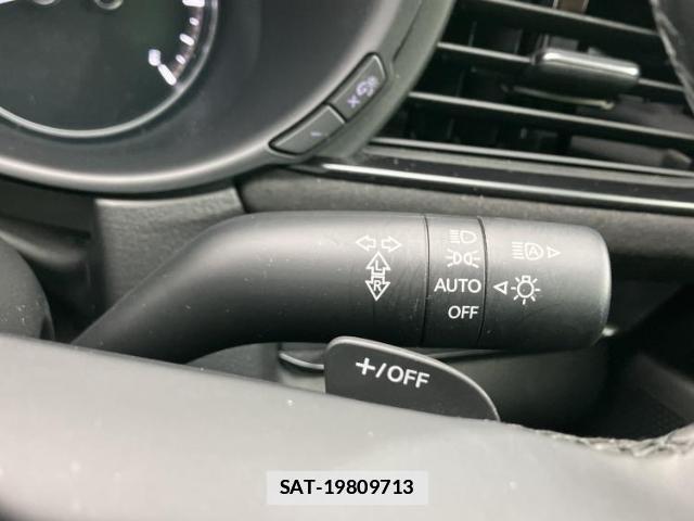 Mazda CX-30 2023-10 7802080-15